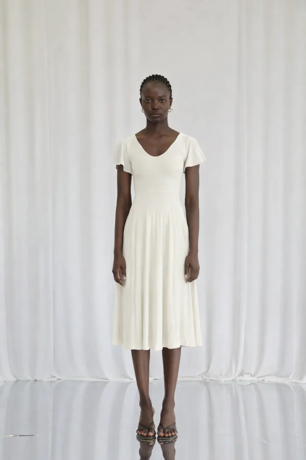 Ava Reversible Midi Dress - Image 15
