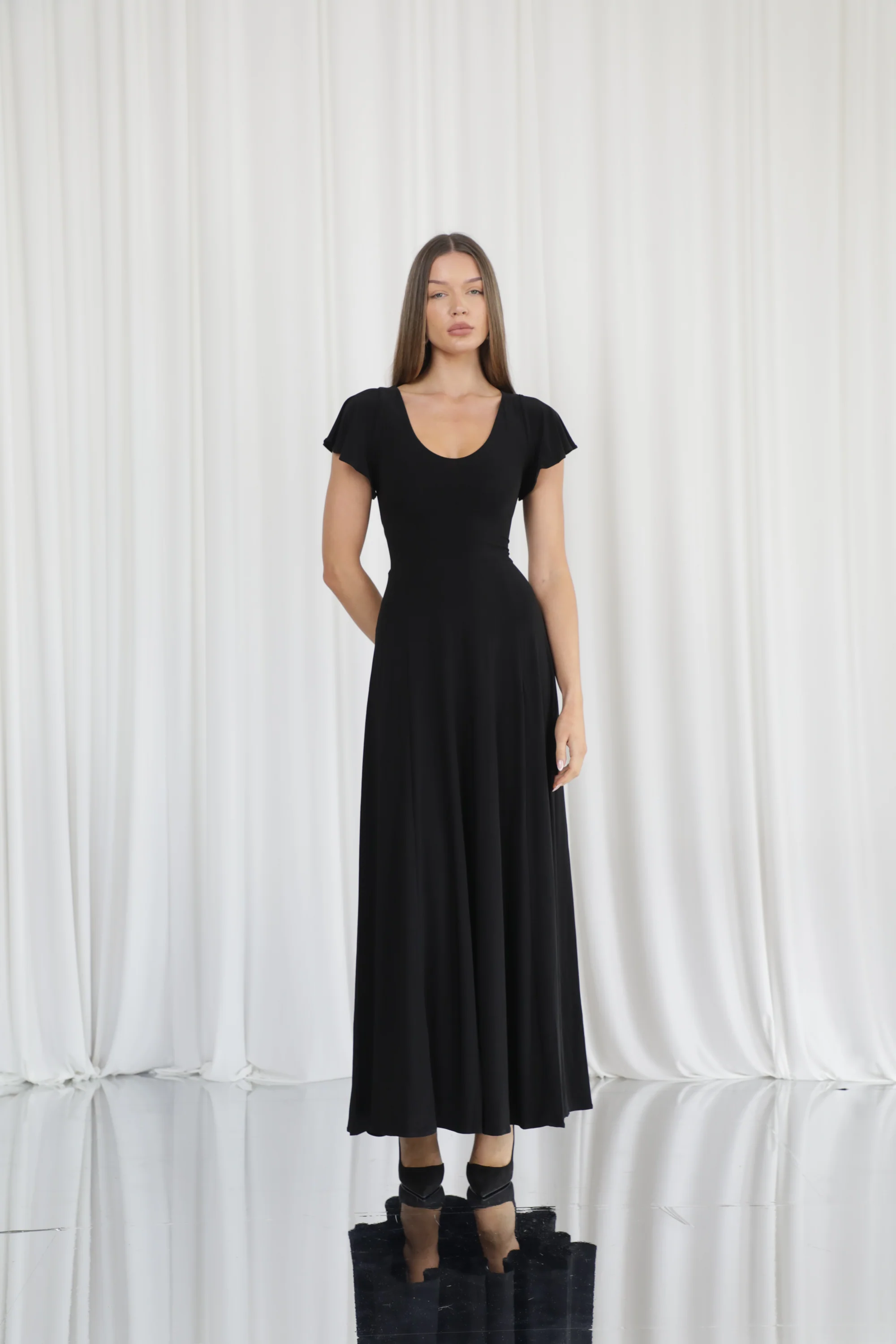 Ava Reversible Maxi Dress - Image 4