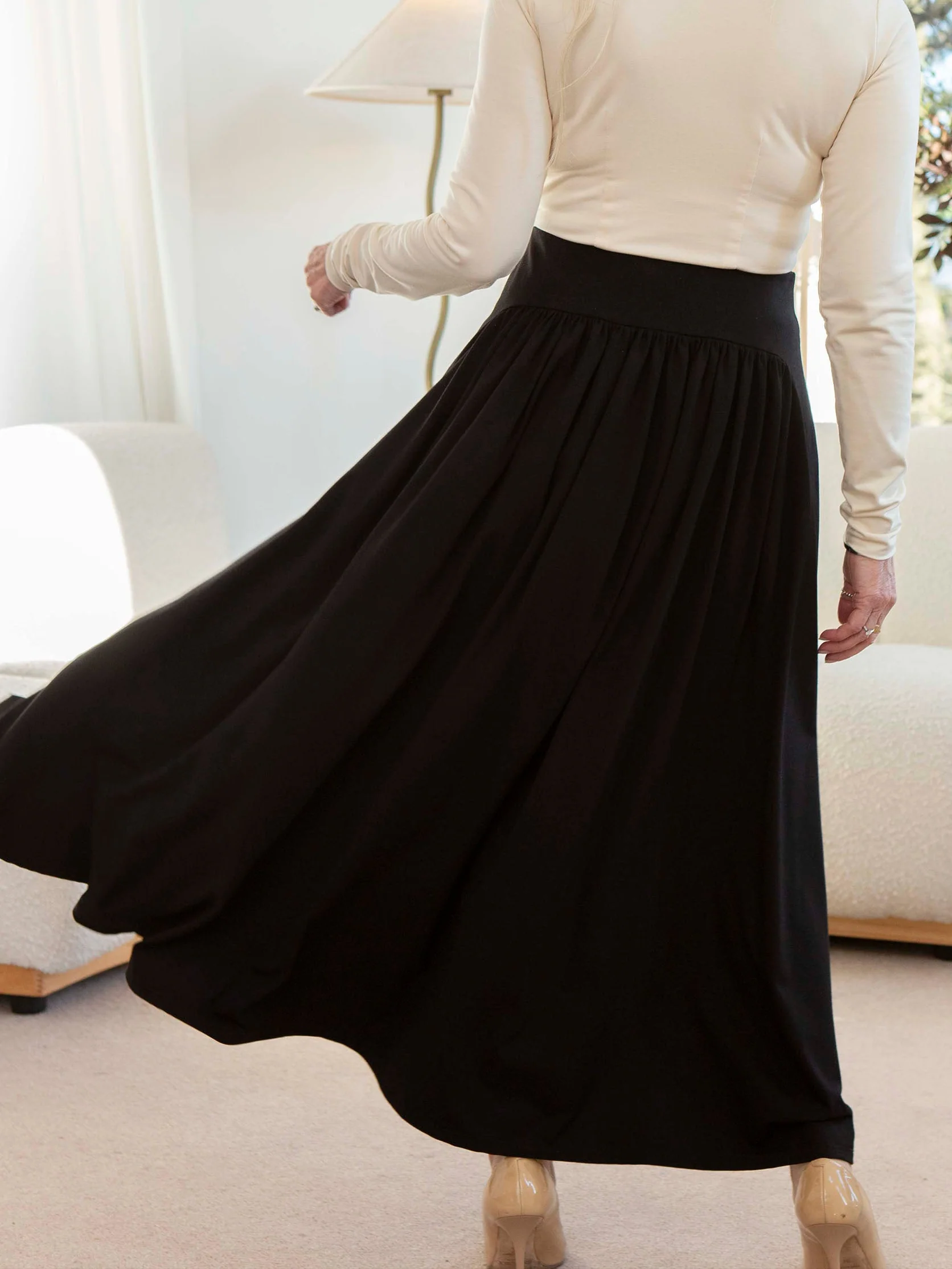 Belle Maxi Skirt - Image 10
