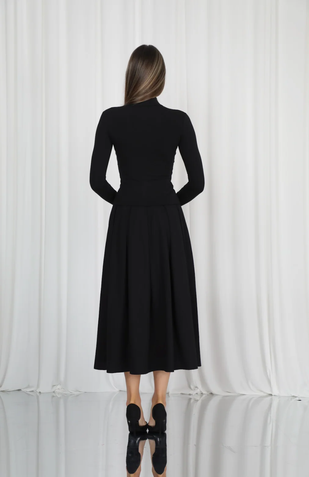 Fletcher Pleated Skirt - Image 10