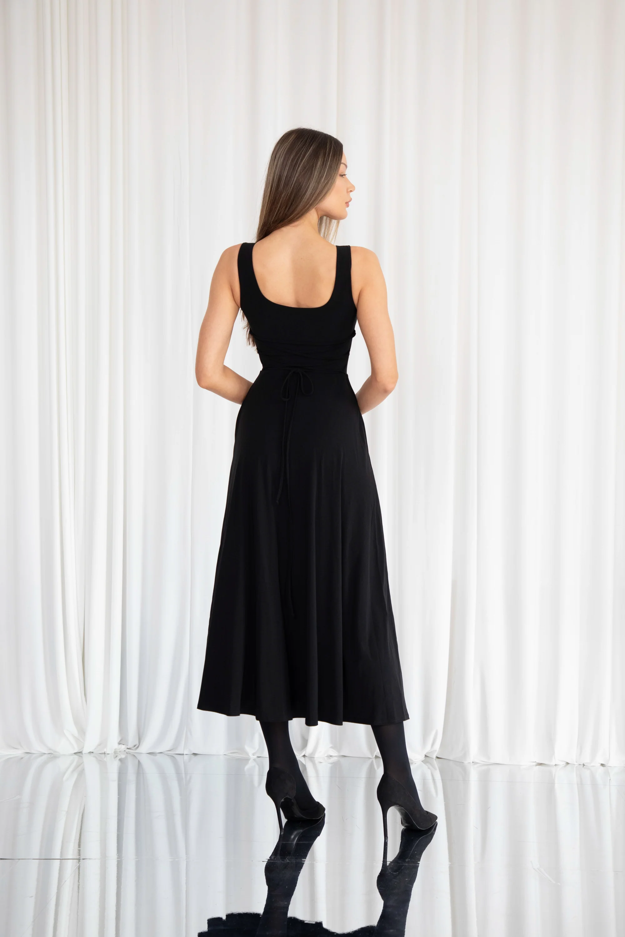 Juni Reversible Maxi Dress - Image 11
