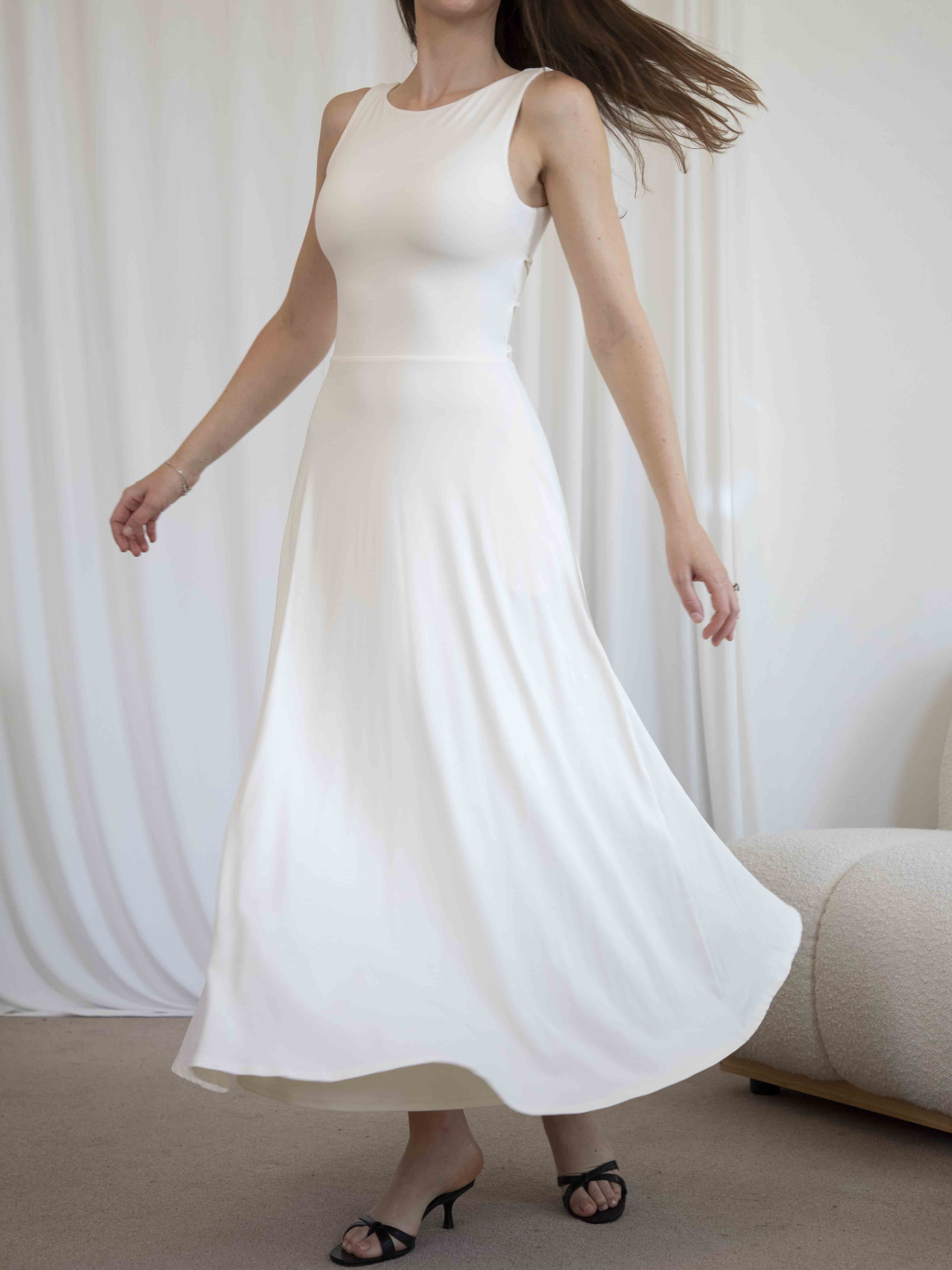 Juni Reversible Maxi Dress - Image 16