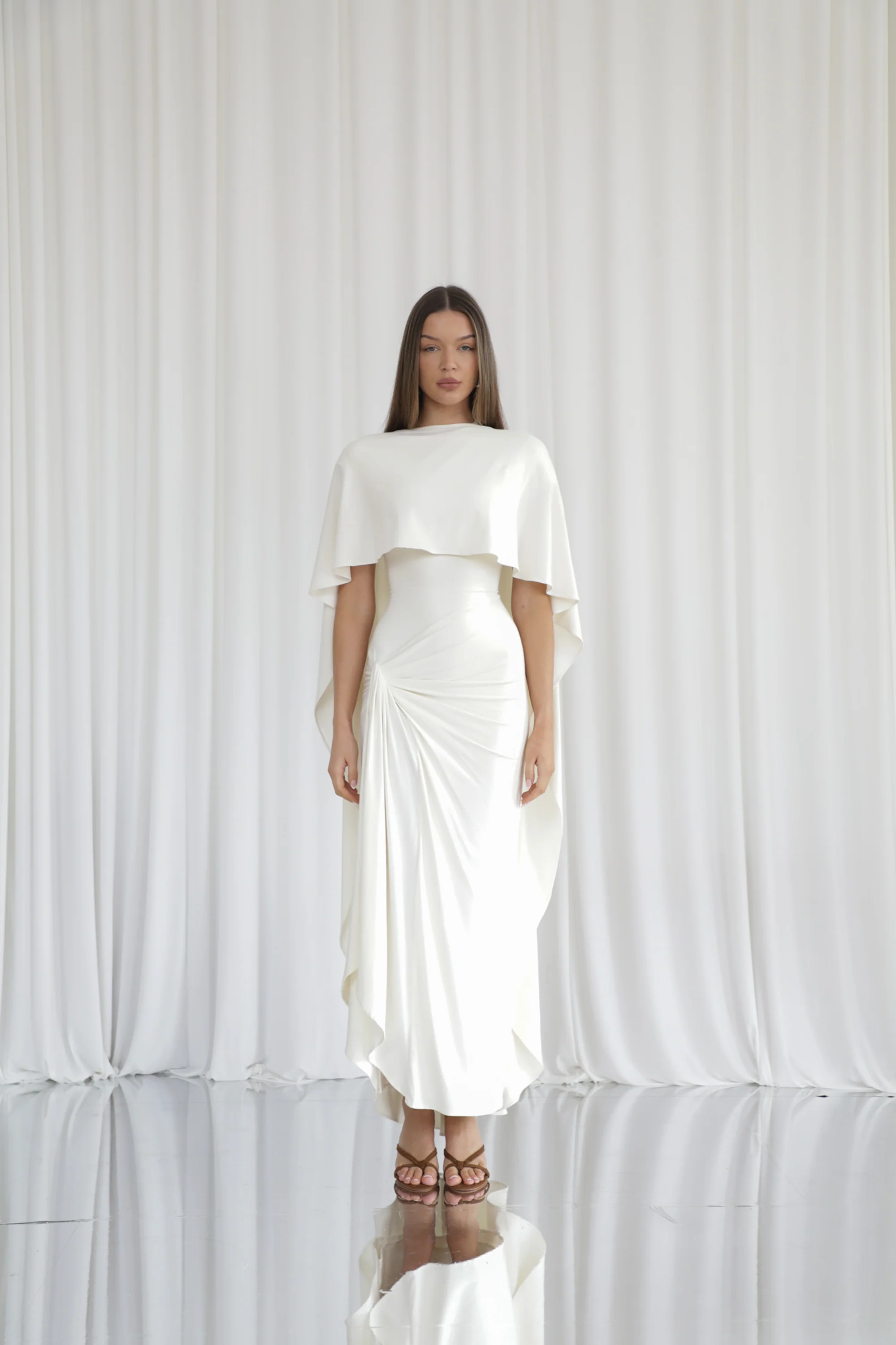 Long Drape Cape - Image 9