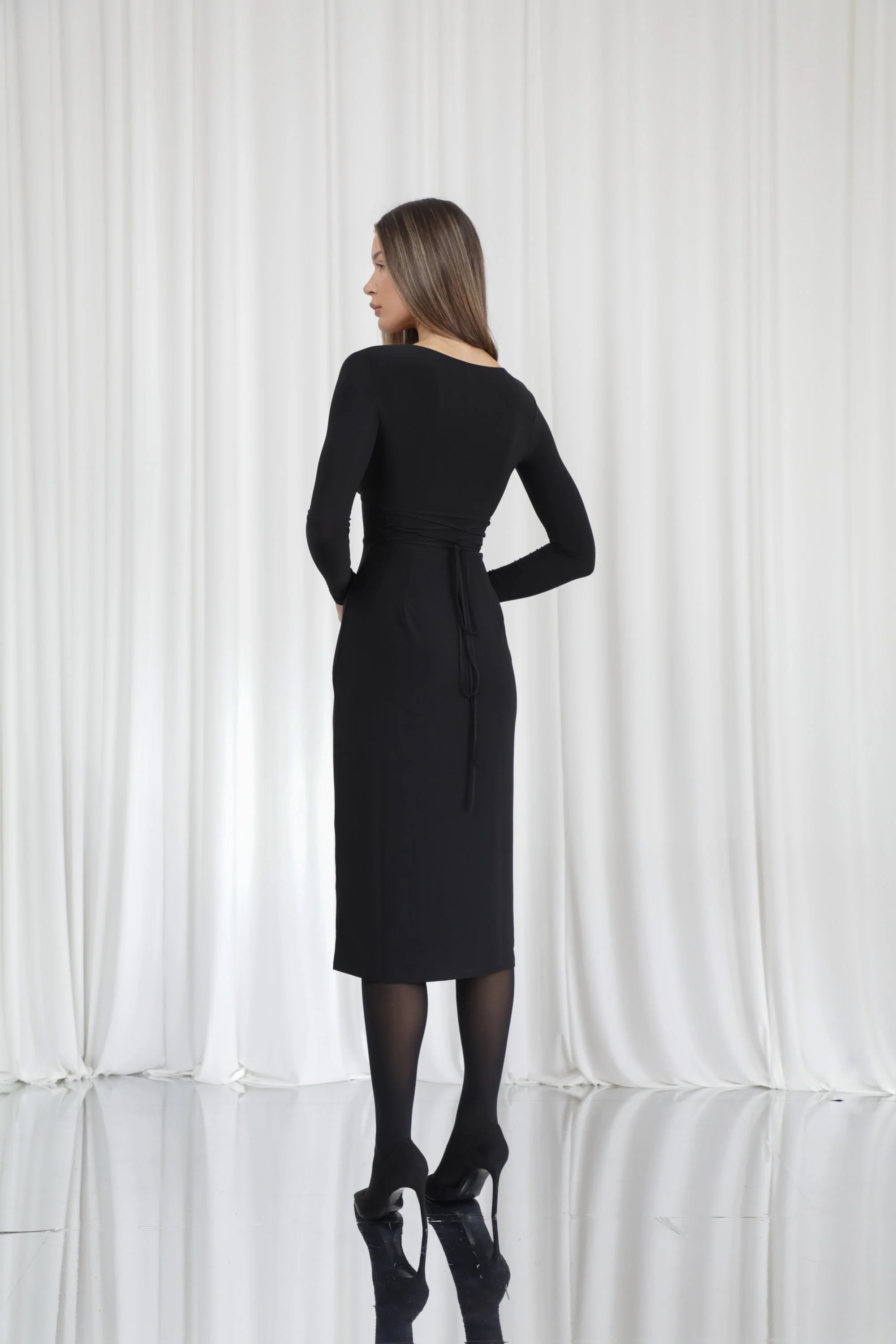 Taylor Tea Dress - Image 3