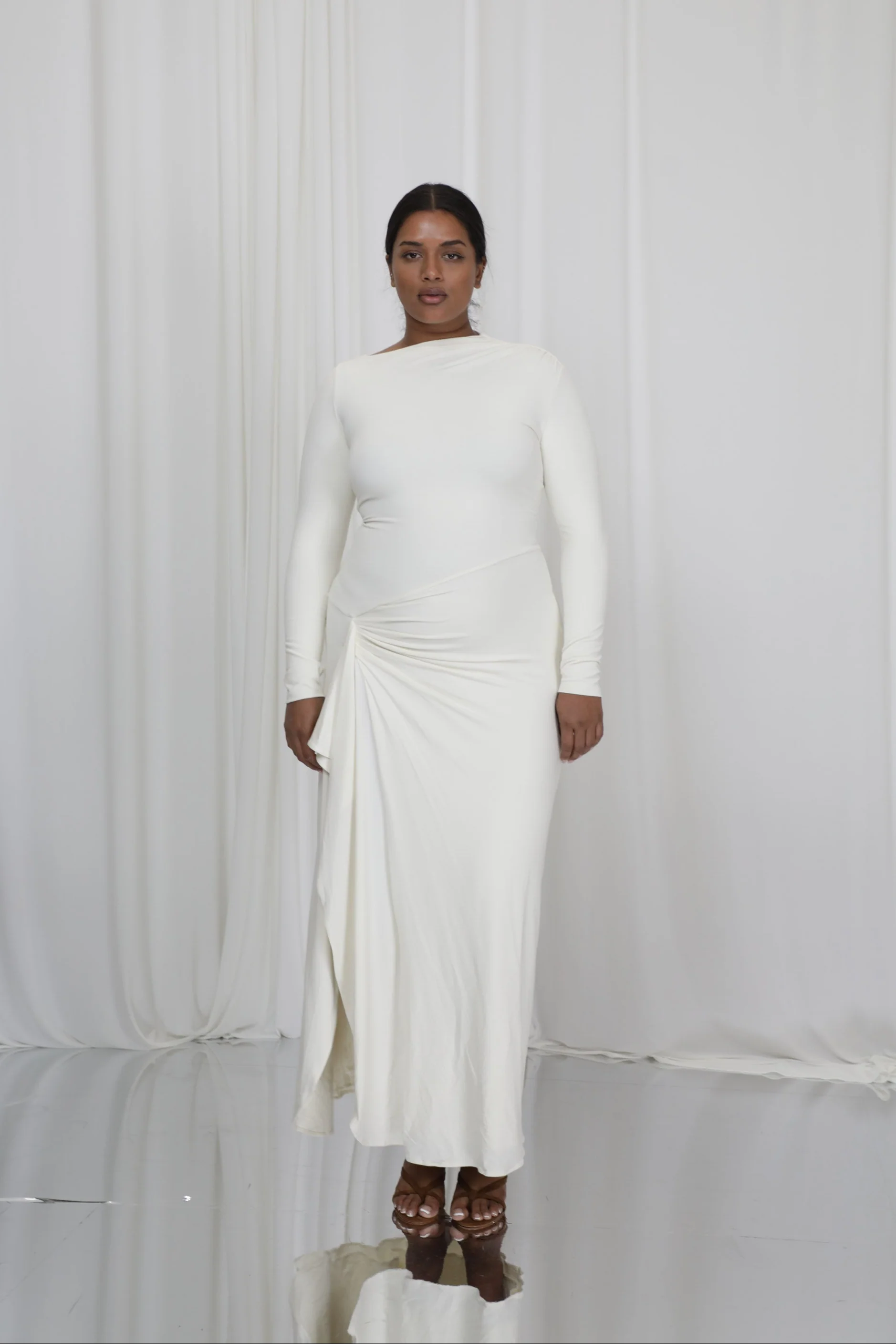 Venus Long Sleeve Dress - Image 4