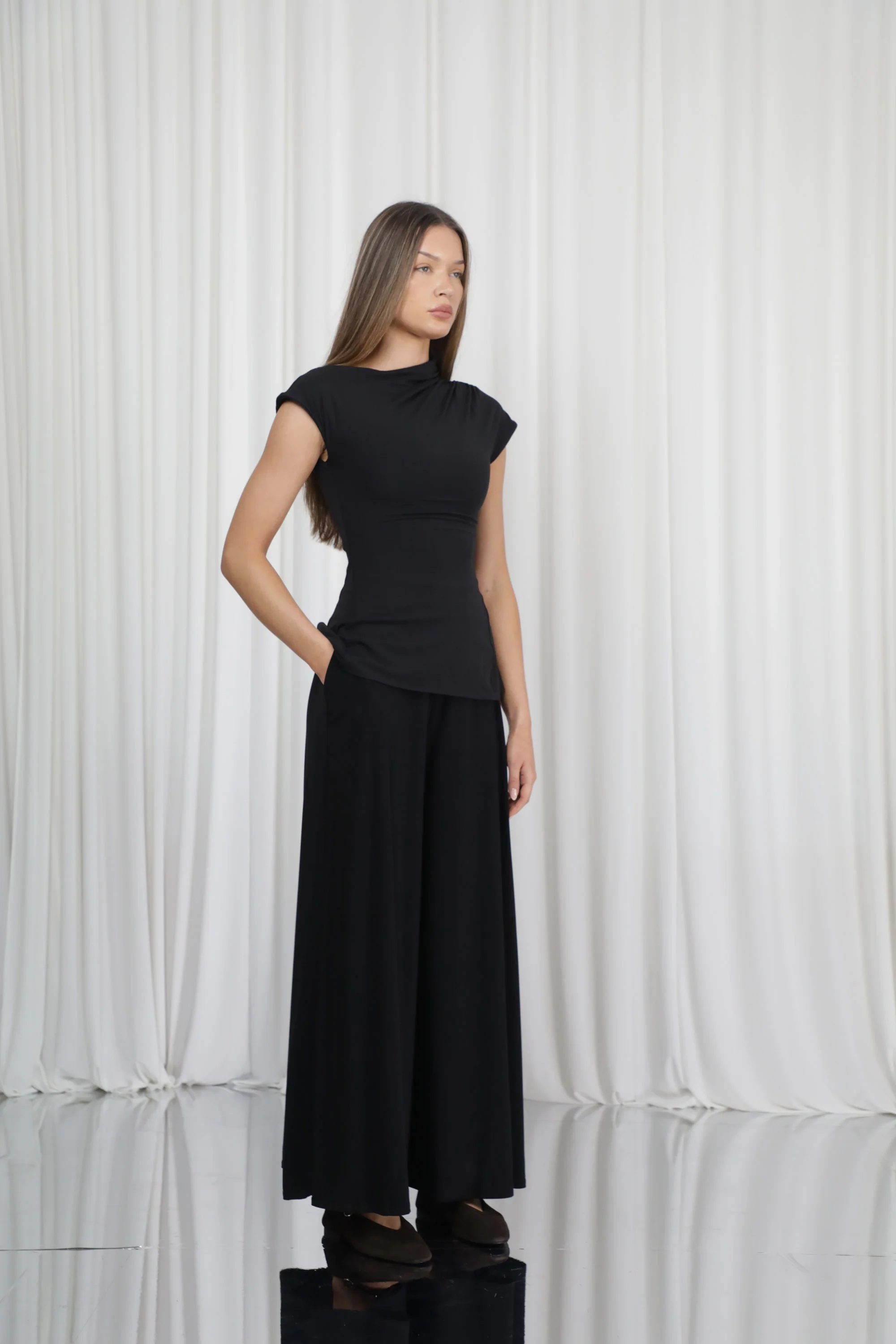 Venus Short Sleeve Top - Image 5
